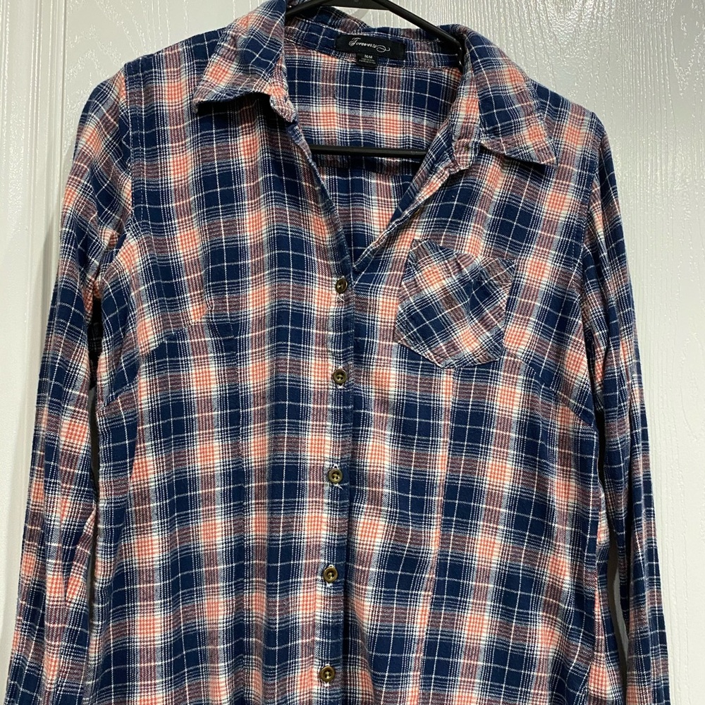 Long sleeve plaid shirt